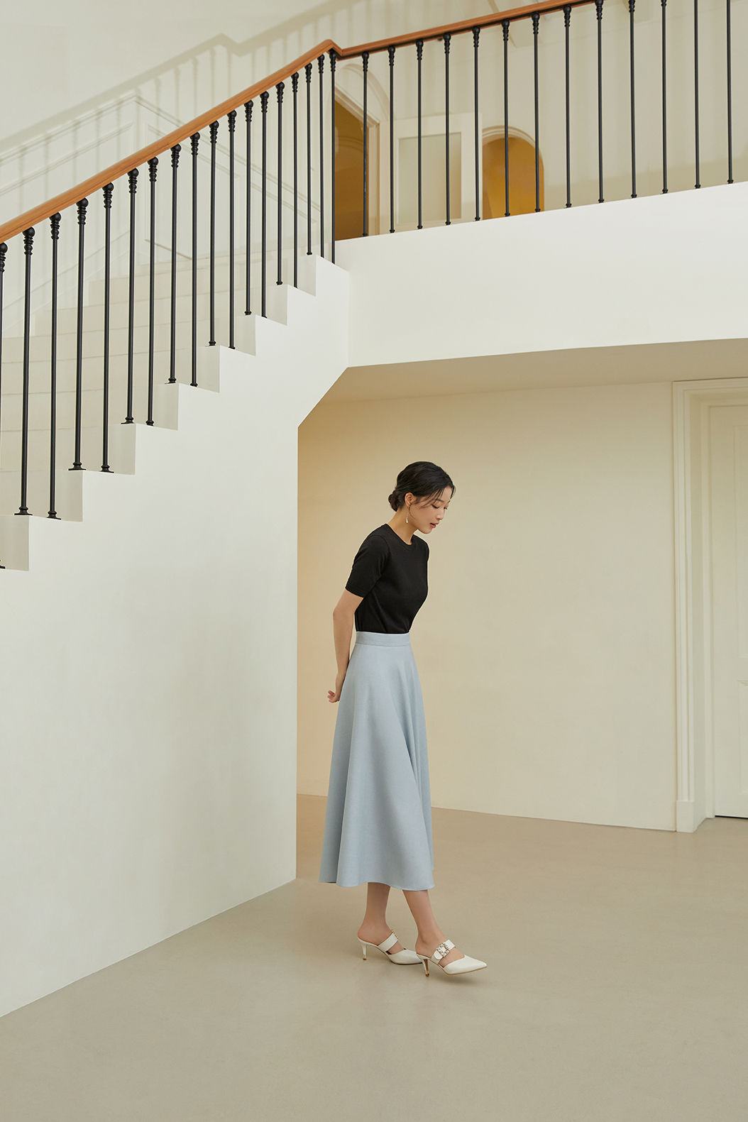 23SS PORTFOLIO W model (2).jpg